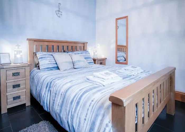 Primrose - 1 Bedroom Cottage - Llanteg