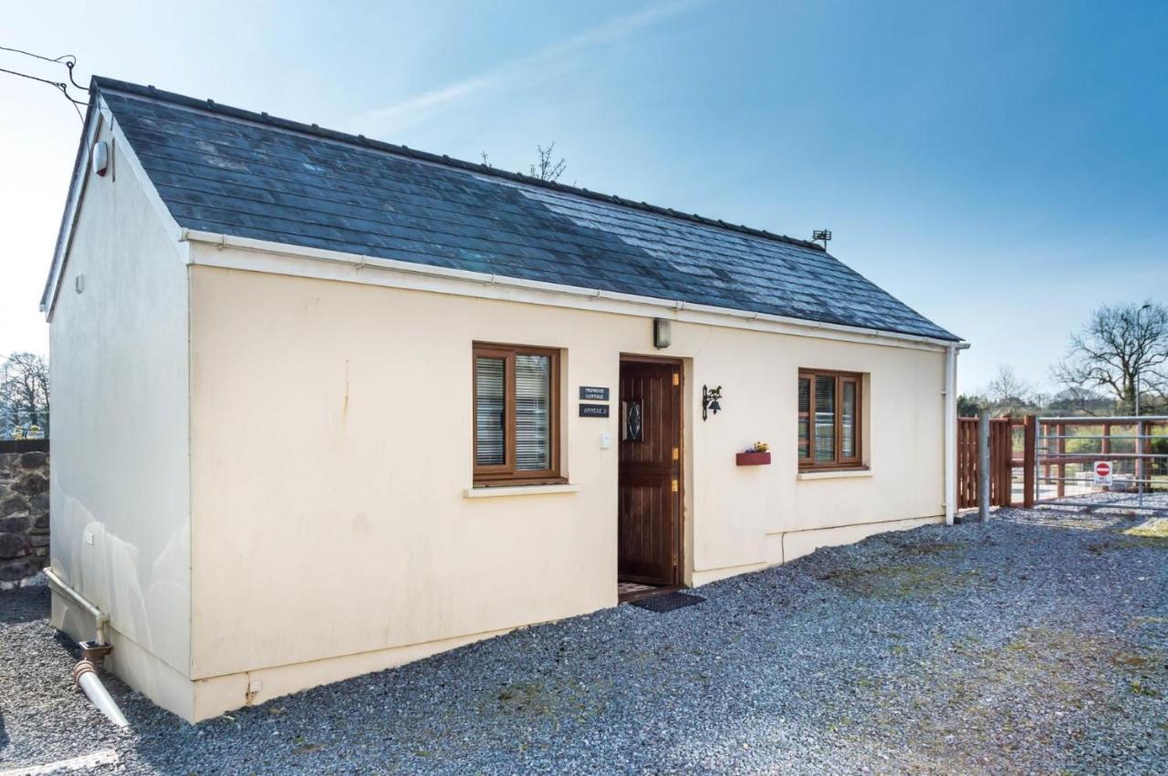 Primrose - 1 Bedroom - Llanteg Holiday home *