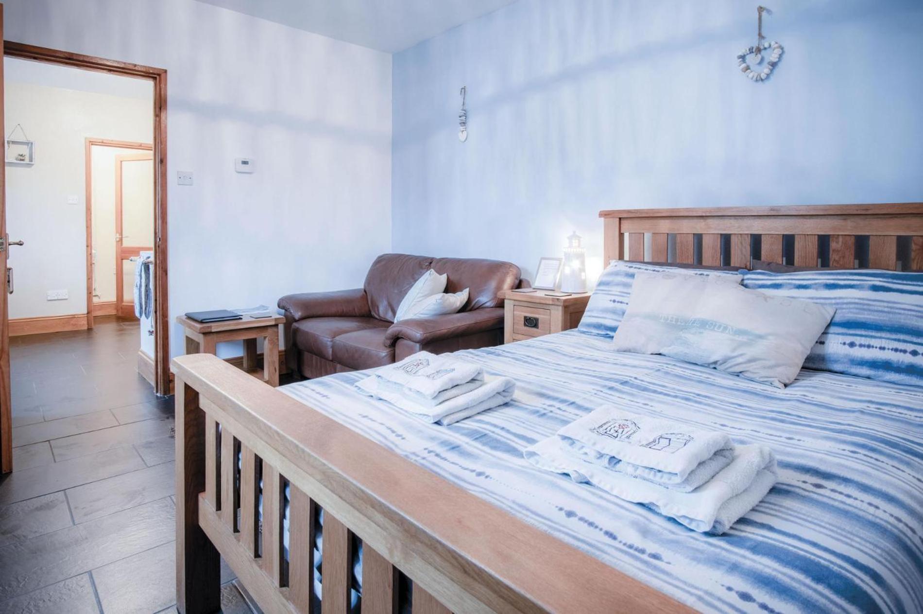 Primrose - 1 Bedroom - Llanteg Holiday home
